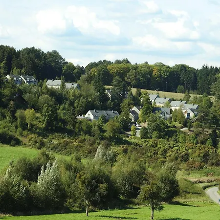 W Fireplace & Garden, Cleaning Included Appartement *